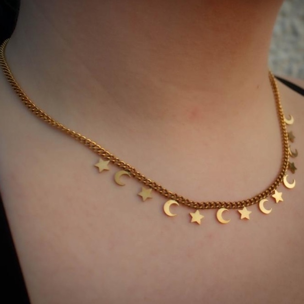 Moon & Star necklace - Picture 3 of 4